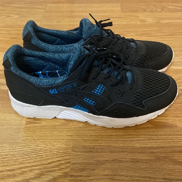 NWOB ASICS Tiger Gel-Lyte V “30 Years of Gel”
Men’s Size 12 - Picture 2 of 9